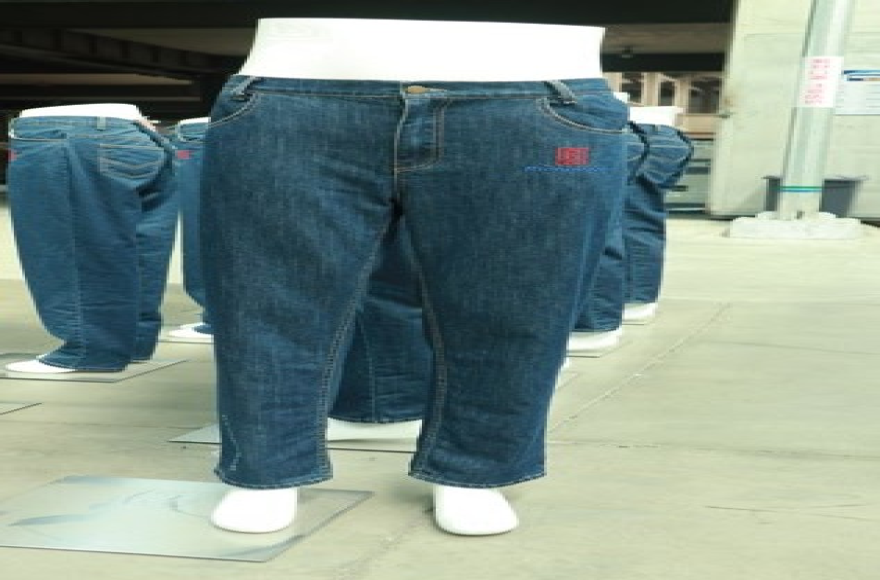 富怡自動(dòng)燙褲?rùn)C(jī)（蒸汽一體機(jī)）